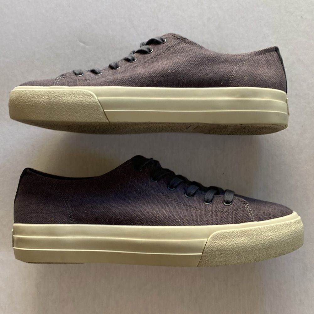 VINCE Women’s Sneakers with Leather Lining Size 8.5 US